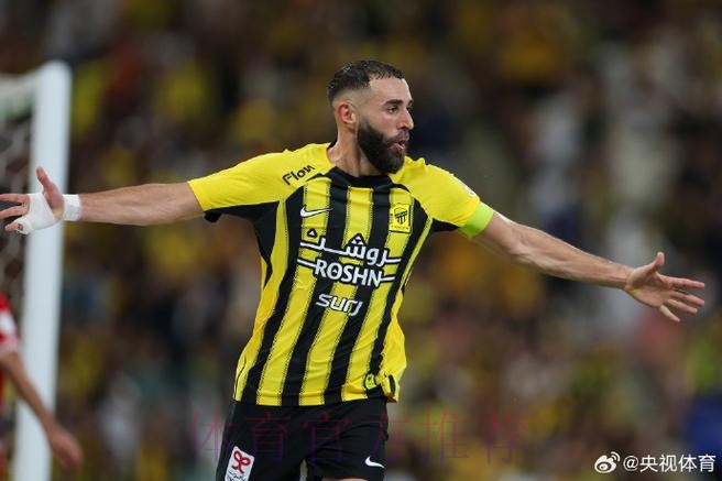 本赛季的比赛中 本泽马10次为皇马先拔头筹 本赛季的比赛中 本泽马10次为皇马先拔头筹